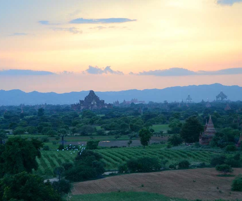 Coucher de soleil à Bagan